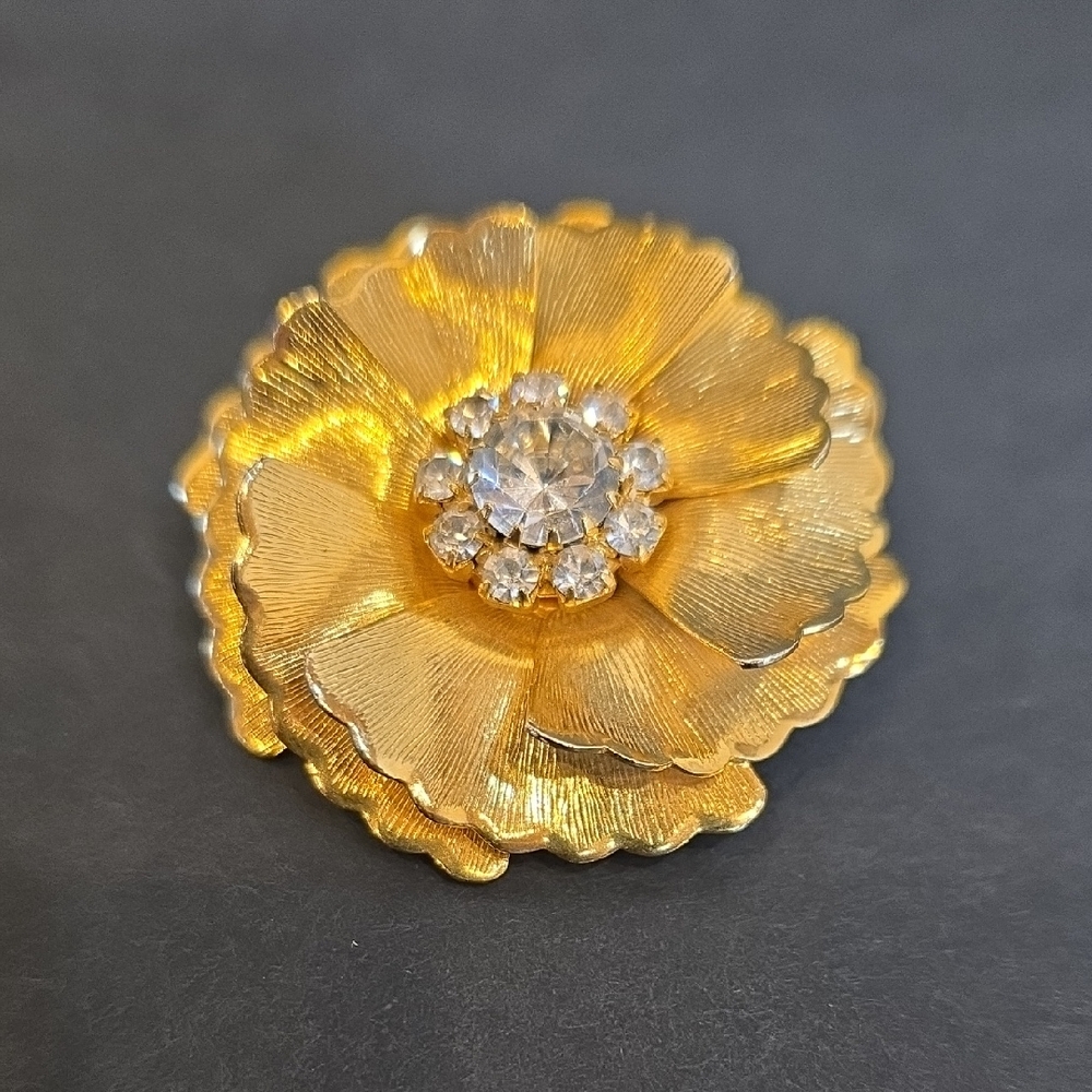 Gold Floral Crystal Cluster Brooch - Women Jewelry